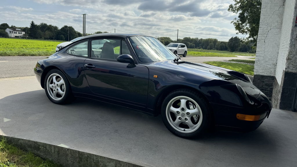 Porsche 993 Carrera 4
