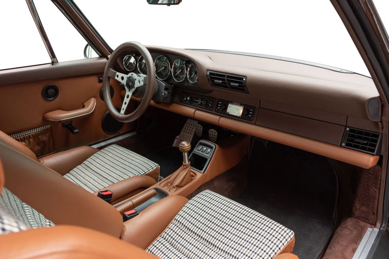 Porsche 911 Backdate