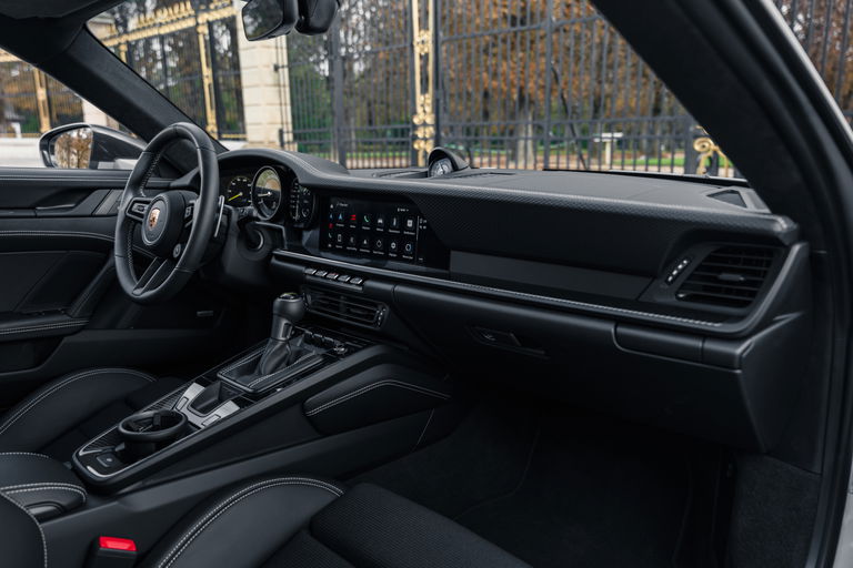 Porsche 992 GT3 Touring