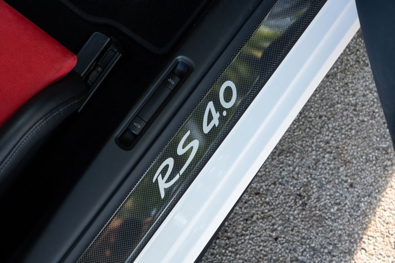 Porsche 997 GT3 RS 4.0