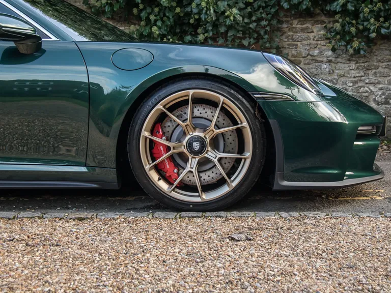 Porsche 992 GT3 Touring