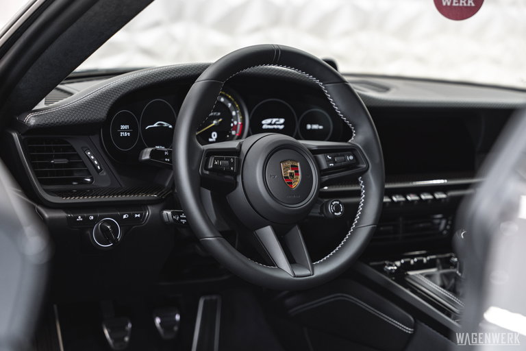 Porsche 992 GT3 Touring