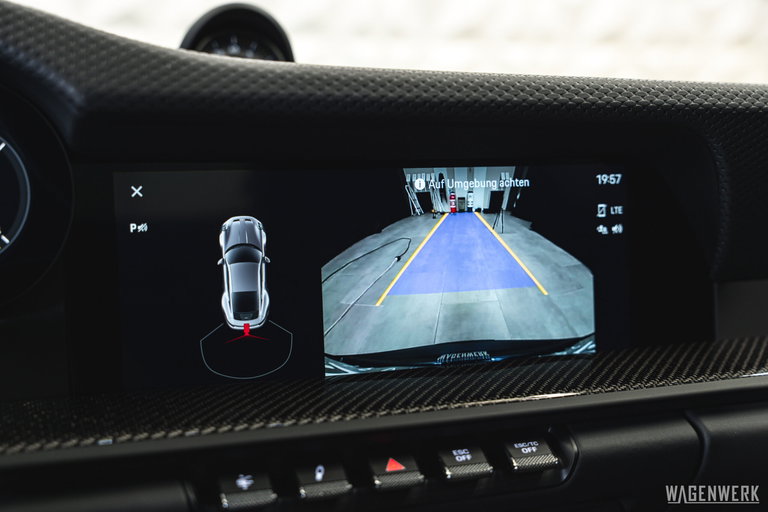 Porsche 992 GT3 Touring