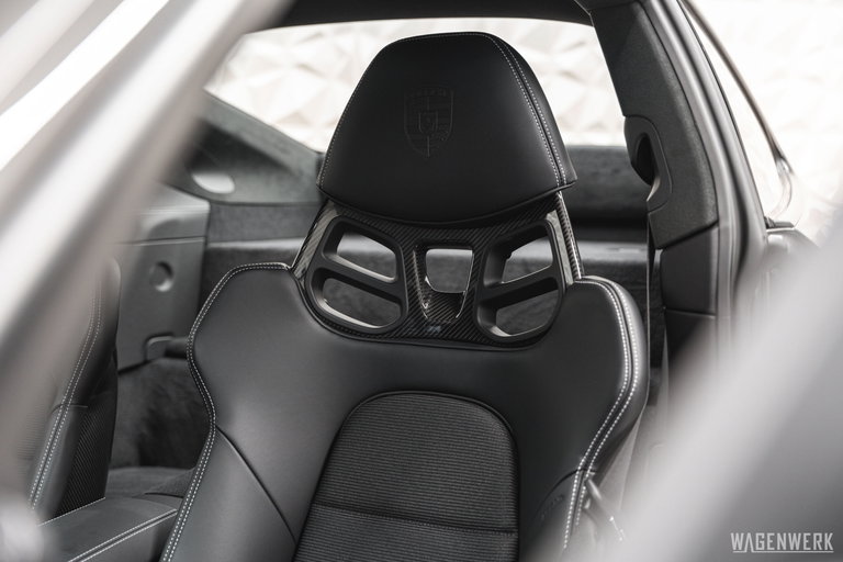 Porsche 992 GT3 Touring