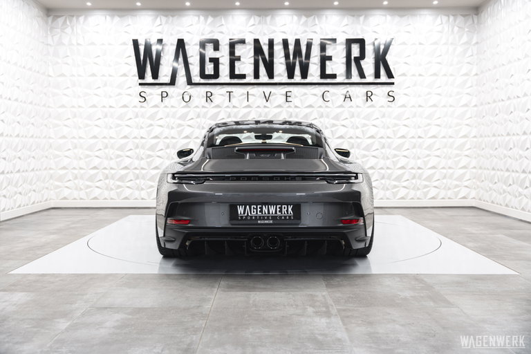 Porsche 992 GT3 Touring