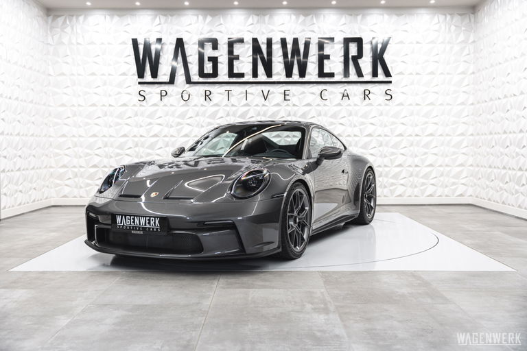 Porsche 992 GT3 Touring