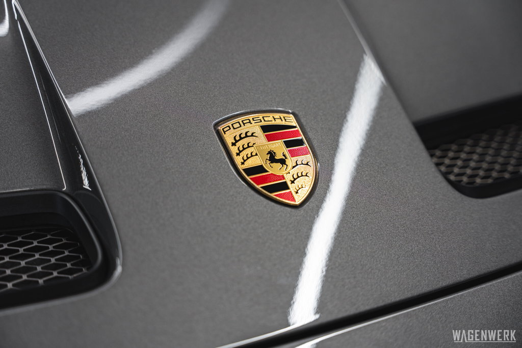 Porsche 992 GT3 Touring