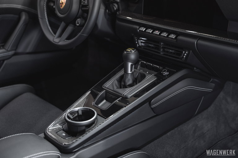 Porsche 992 GT3 Touring