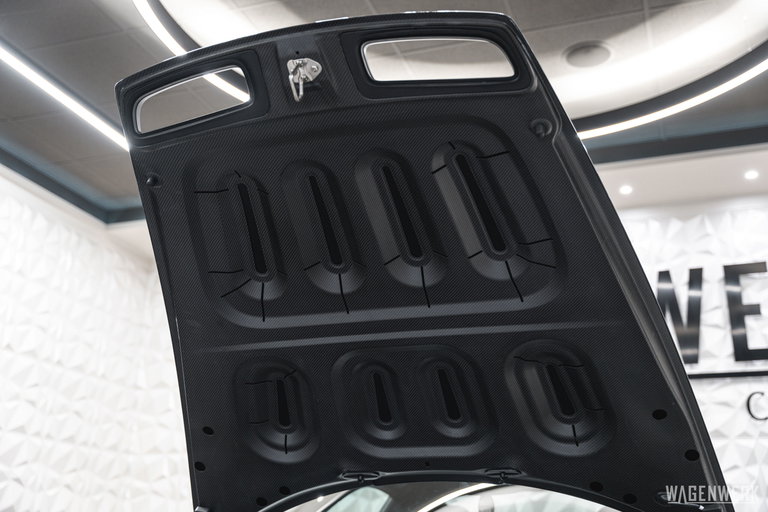 Porsche 992 GT3 Touring