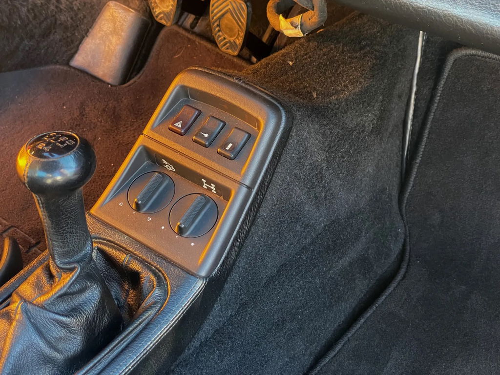 Porsche 964 Carrera 4