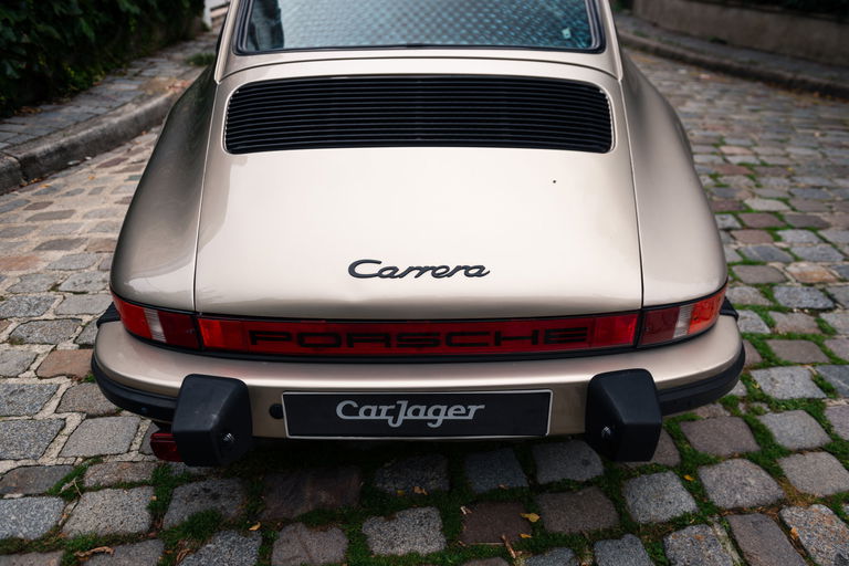 Porsche 911 Carrera 3.2