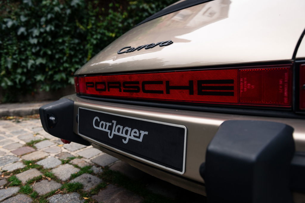 Porsche 911 Carrera 3.2