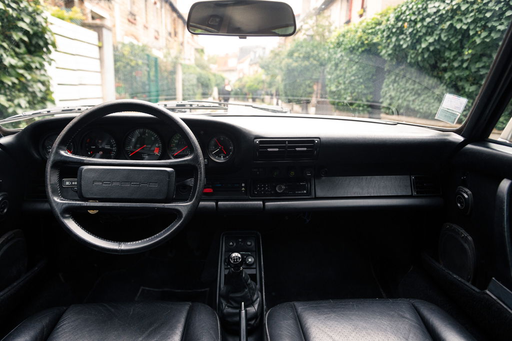 Porsche 911 Carrera 3.2