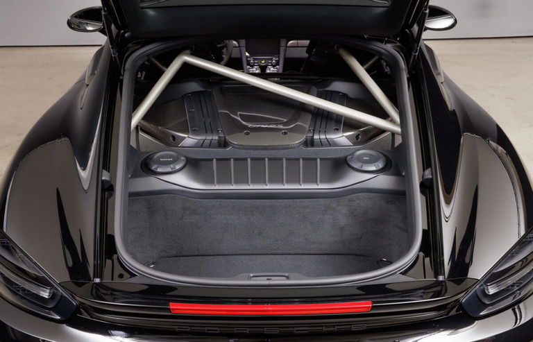 Porsche 718 Cayman GT4 RS