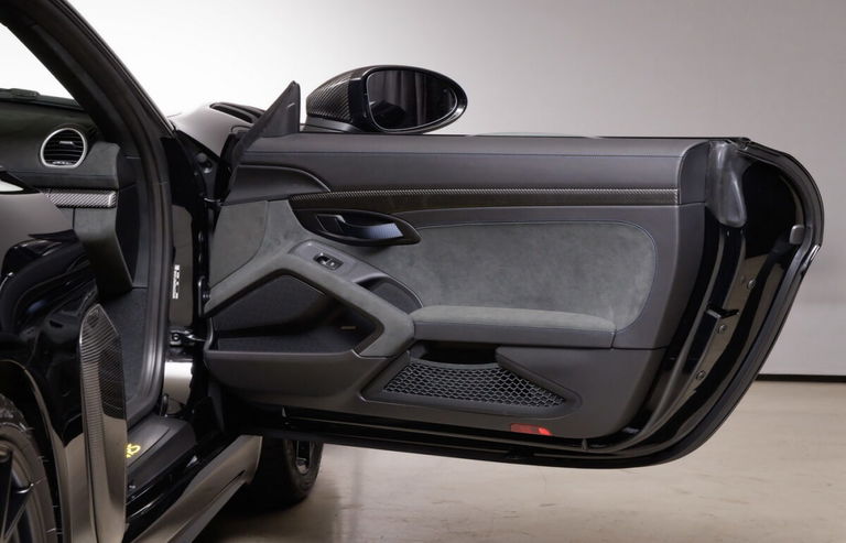 Porsche 718 Cayman GT4 RS