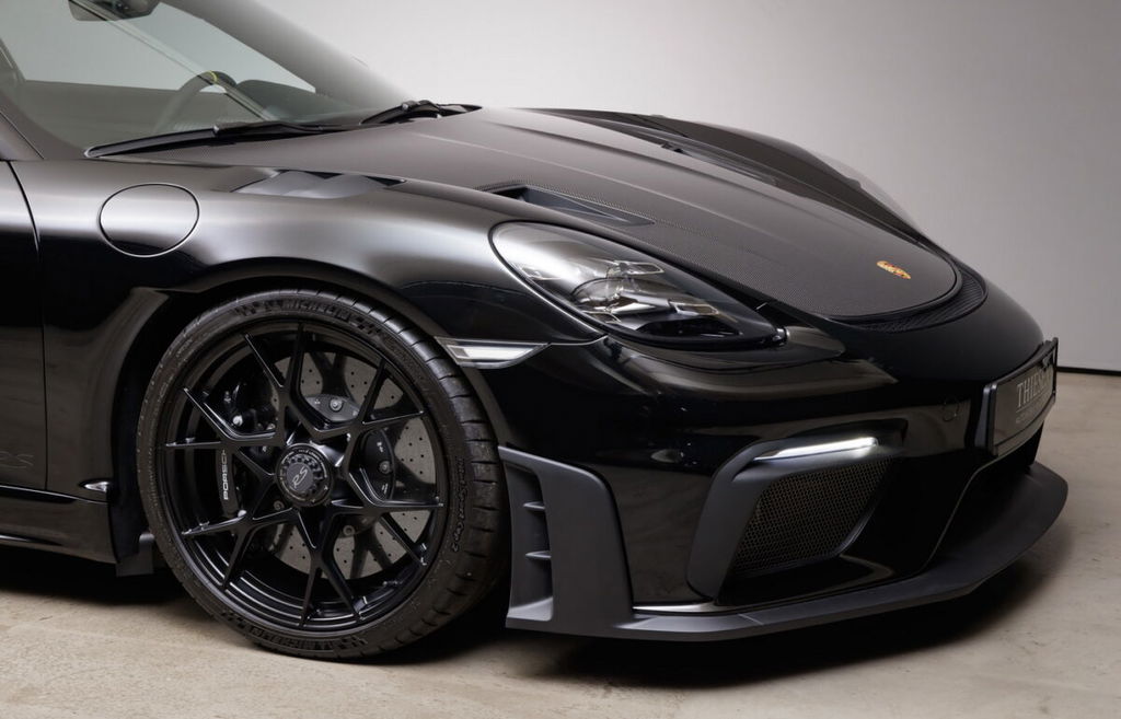 Porsche 718 Cayman GT4 RS