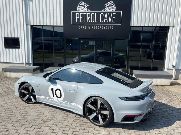 Porsche 992 Sport Classic