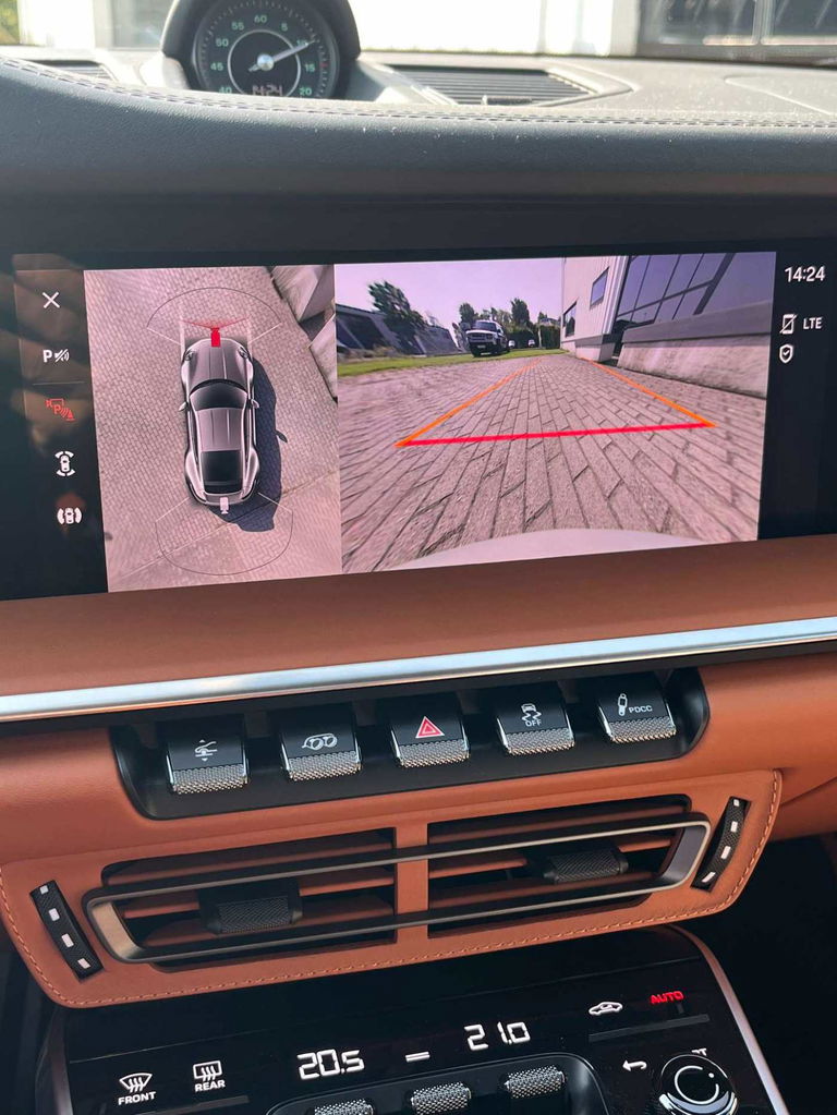 Porsche 992 Sport Classic