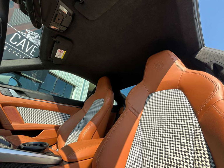 Porsche 992 Sport Classic