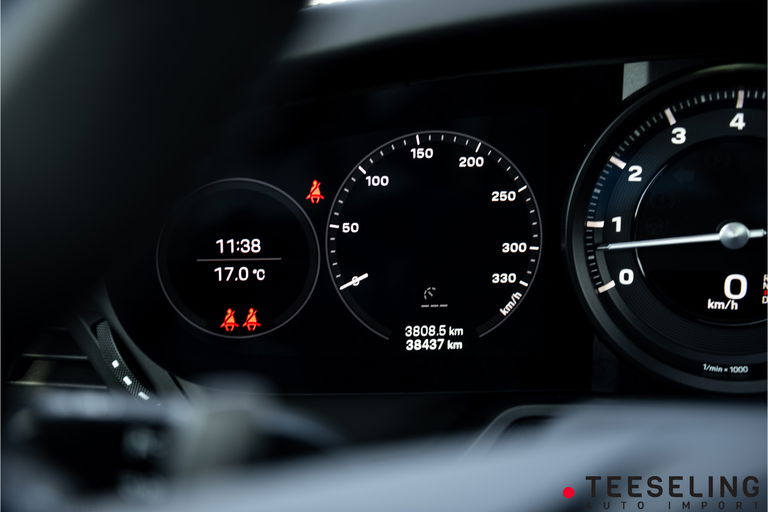 Porsche 992 Carrera 4S