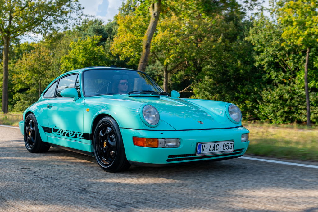 Porsche 964 Carrera 4