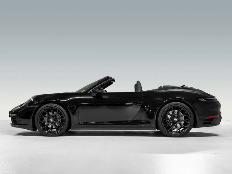 Porsche 992 Carrera