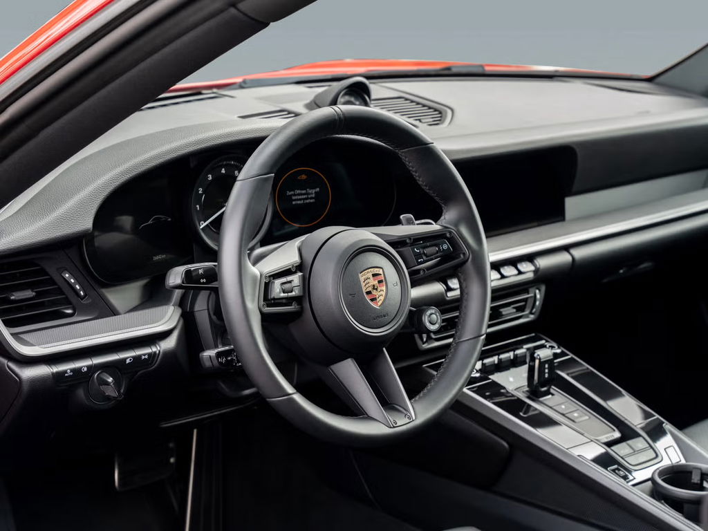 Porsche 992 Carrera 4S