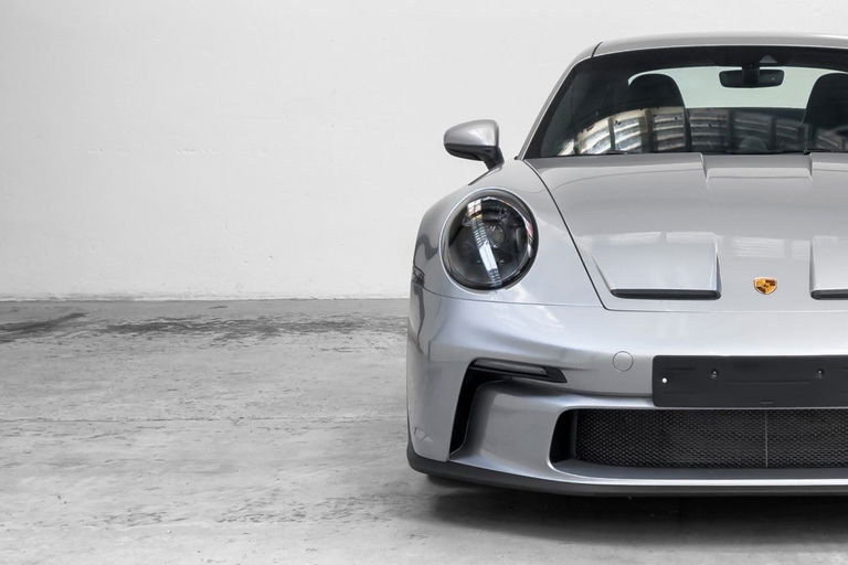 Porsche 992 GT3 Touring