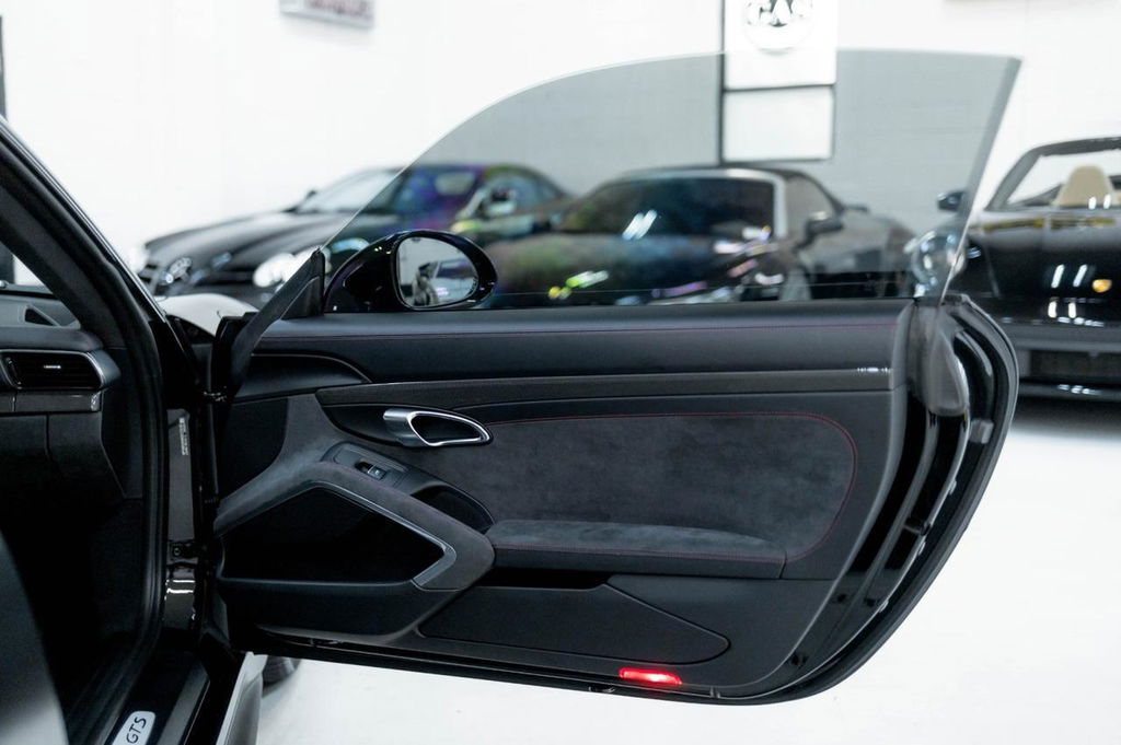 Porsche 991.2 Carrera GTS