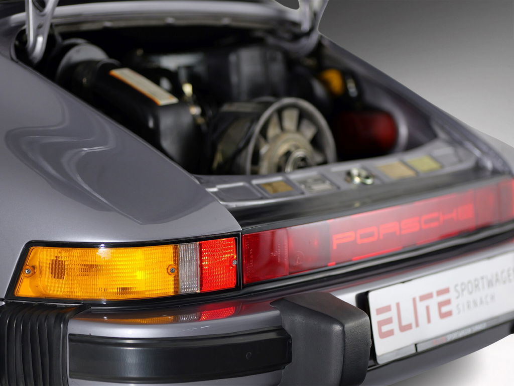 Porsche 911 Carrera 3.2