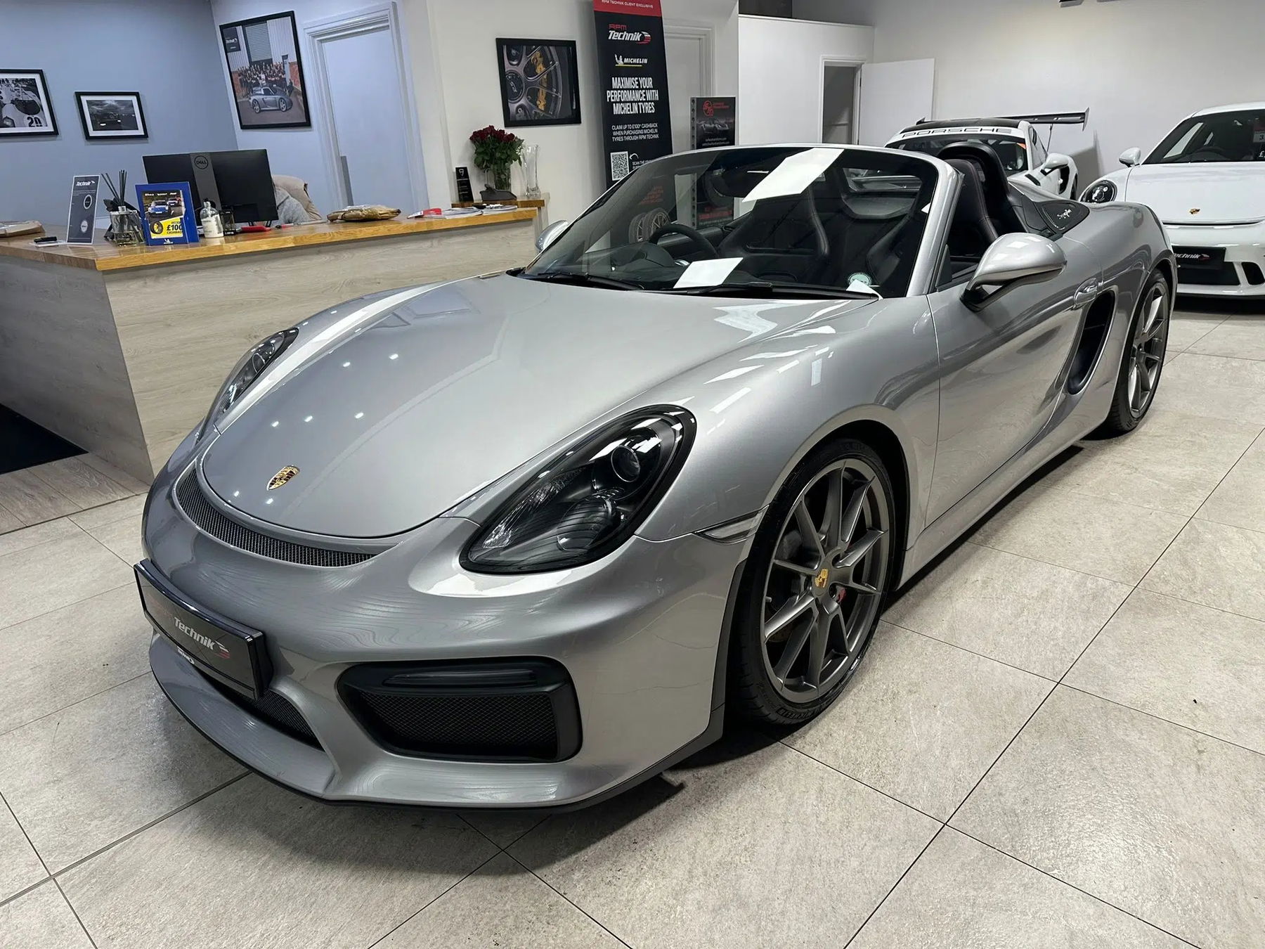 Porsche 981 Boxster Spyder 2016 - elferspot.com - Marketplace for