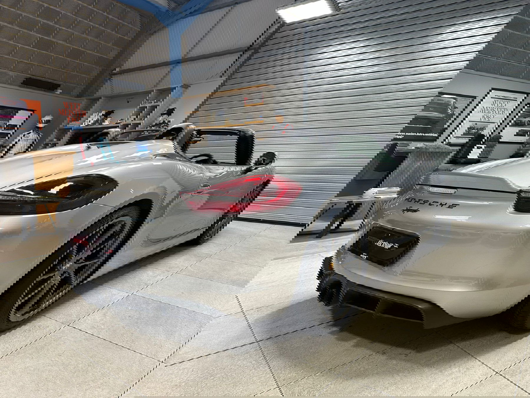 Porsche Boxster Spyder 2016 - elferspot.com - Marketplace