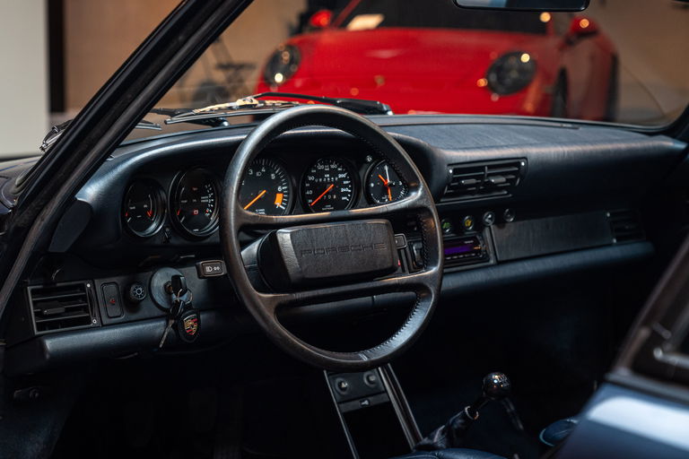 Porsche 911 Carrera 3.2