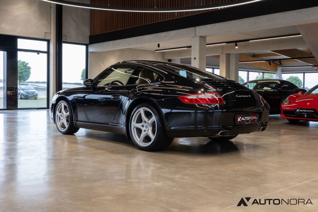 Porsche 997 Carrera 4