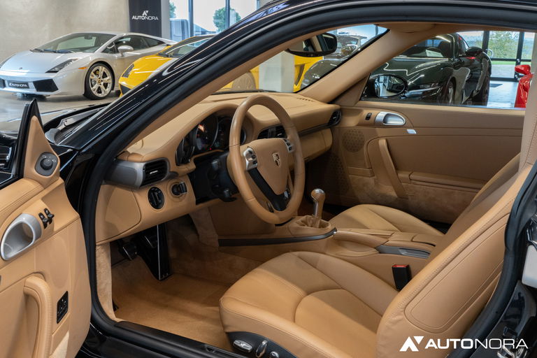 Porsche 997 Carrera 4