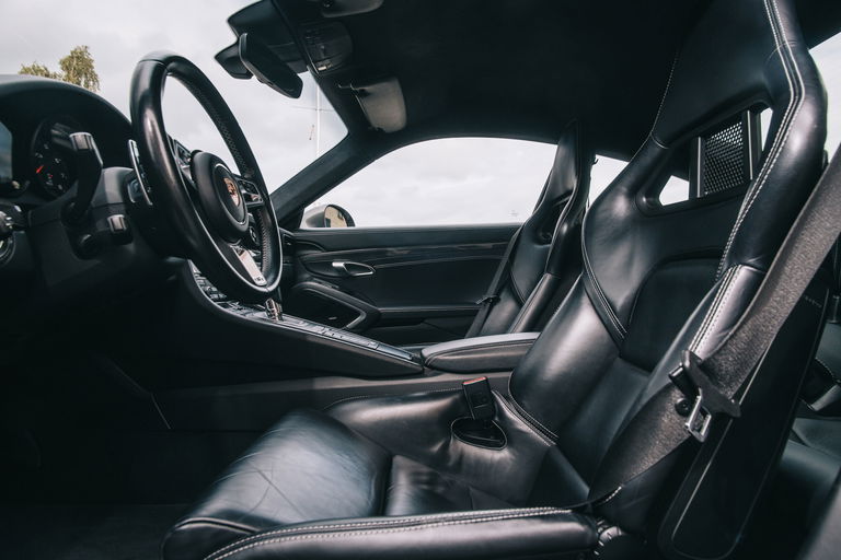 Porsche 991.2 Carrera GTS