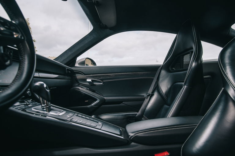 Porsche 991.2 Carrera GTS