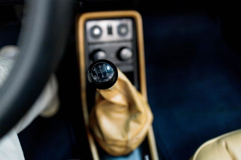 Porsche 911 Carrera 3.2 (US)