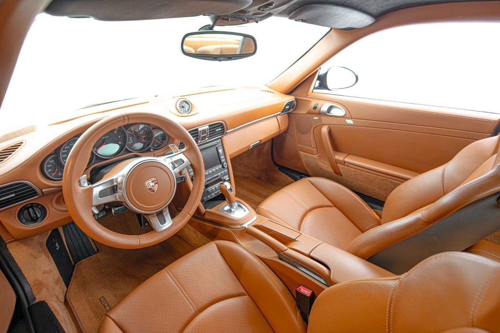 Porsche 997.2 Carrera GTS