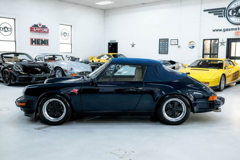 Porsche 911 Carrera 3.2 (US)