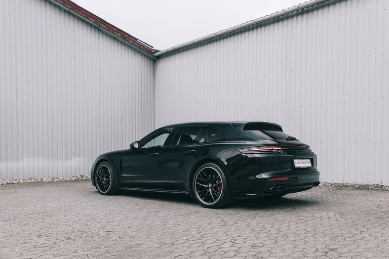 Porsche Panamera Turbo