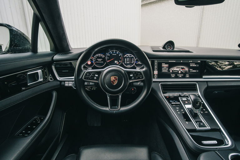 Porsche Panamera Turbo