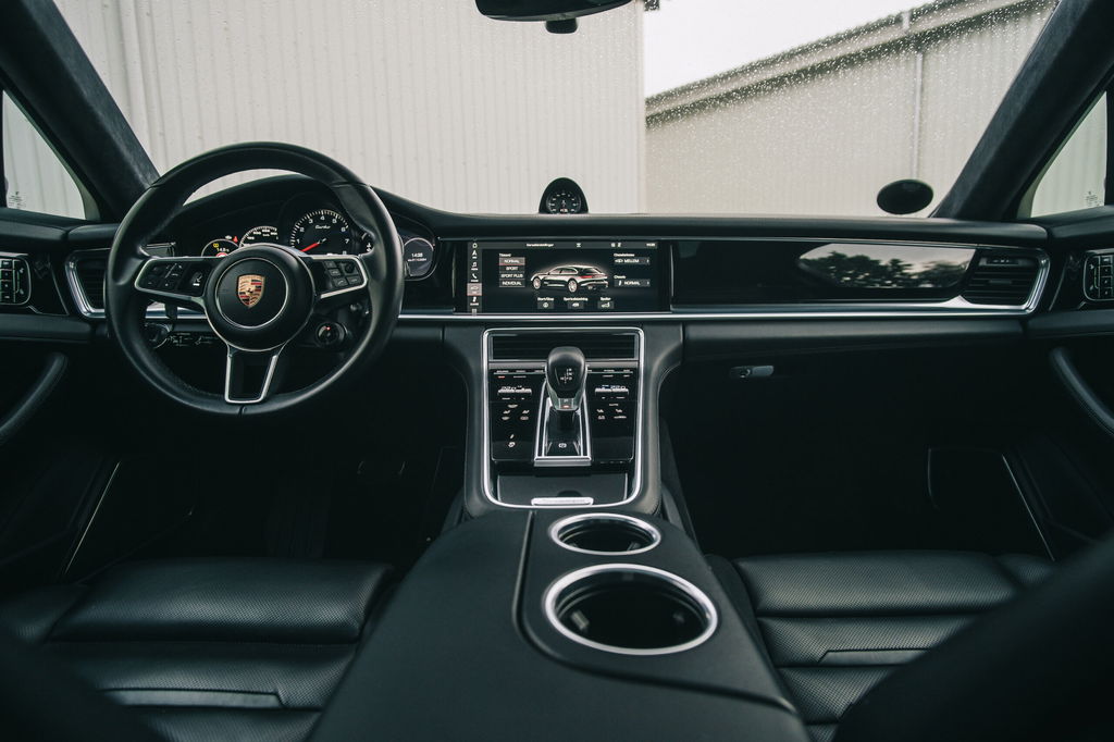 Porsche Panamera Turbo