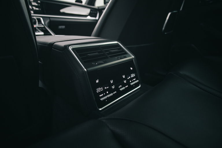 Porsche Panamera Turbo