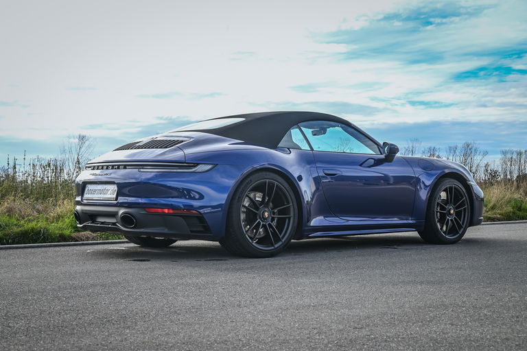 Porsche 992 Carrera GTS