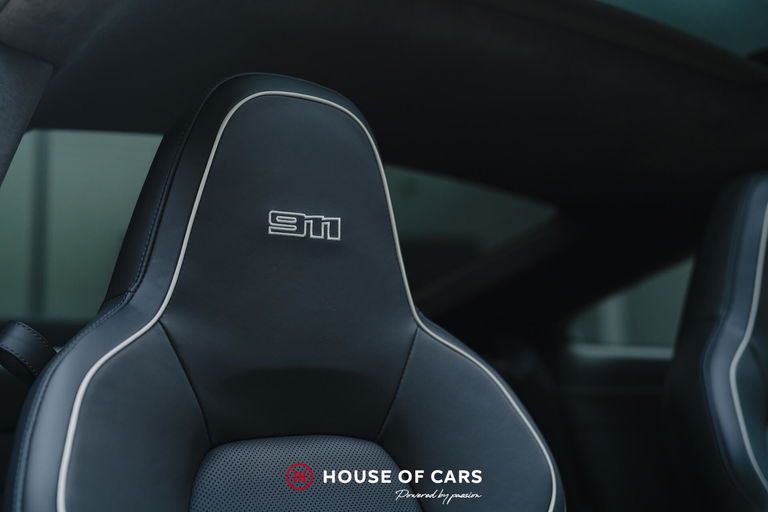 Porsche 992 Belgian Legend Edition