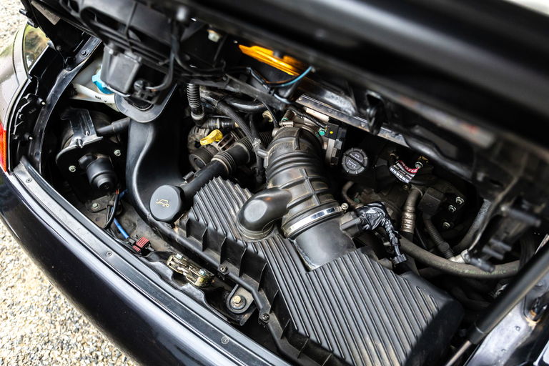 Porsche 996 Carrera 4