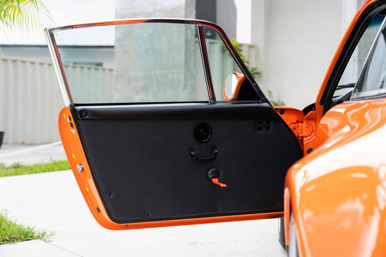 Porsche 911 Backdate