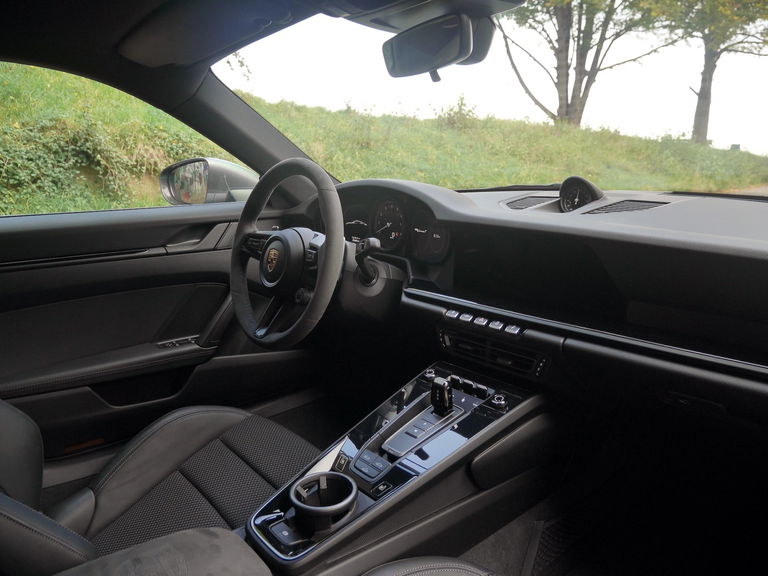 Porsche 992 Carrera T