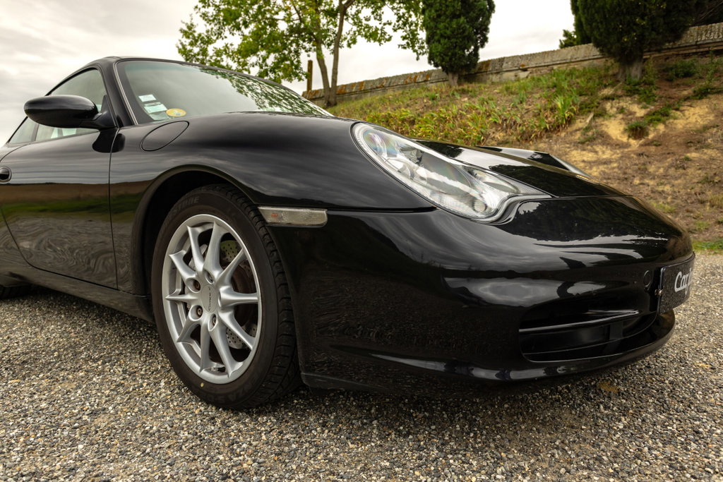 Porsche 996 Carrera 4